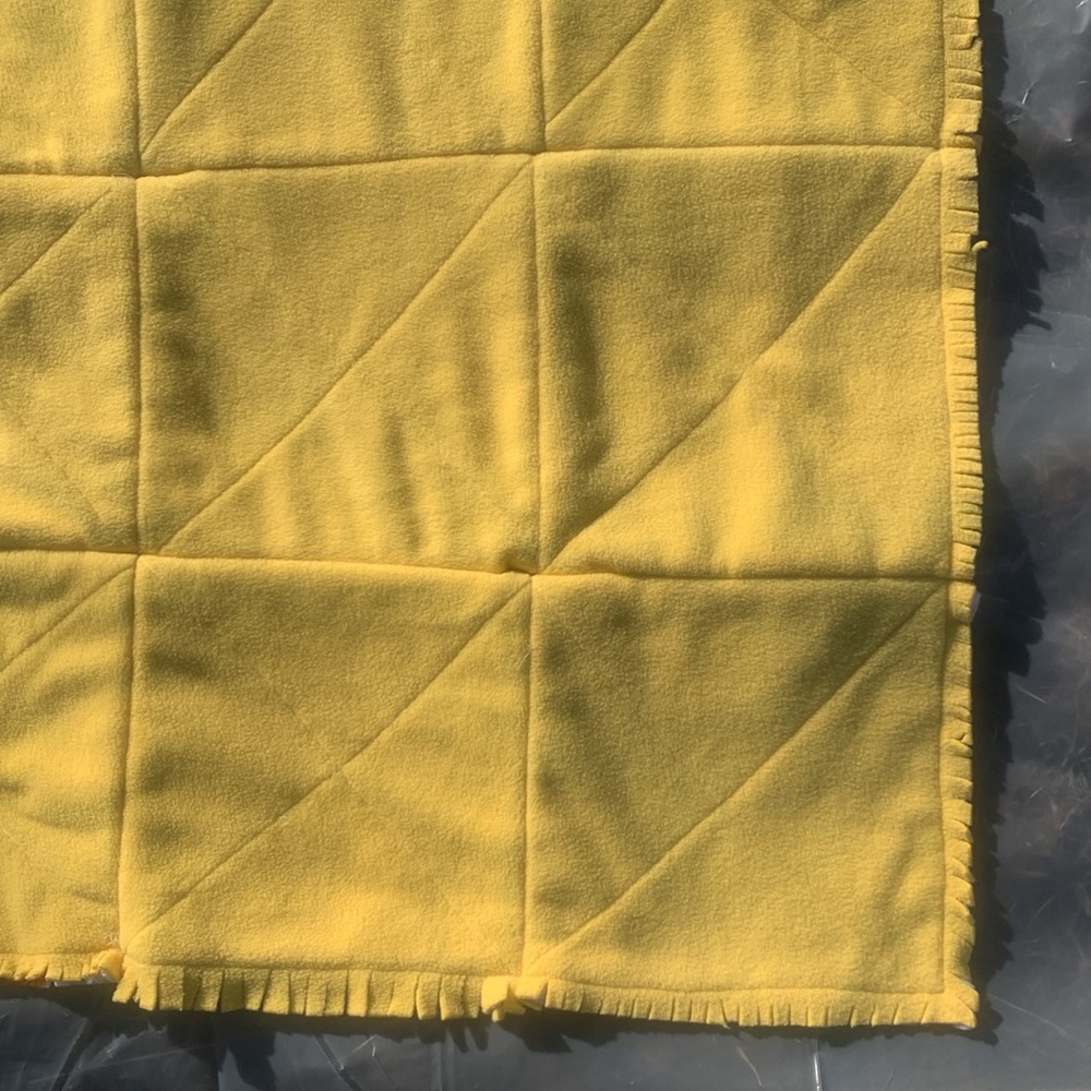 FINAL SALE $15 Hand Crafted Fleece Rag Quilt Dragons Toddler size Unisex Baby - Picture 8 of 8